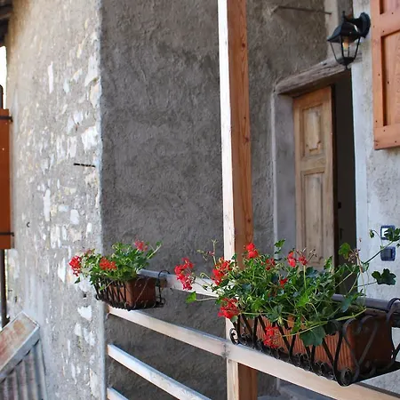 Country House Cozzena Maslianico Exterior foto